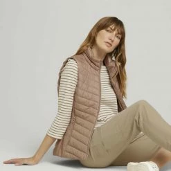 Blitzangebot 💯 TOM TAILOR Steppweste »Gesteppte Lightweight Weste mit recyceltem Polyester« Dark maroon red, Dark pine green, Sky Captain Blue, French clay beige 🥰 -Tom Tailor Verkaufsgeschäft d60b869d d2d3 5cda b14a f06fe1e1488d