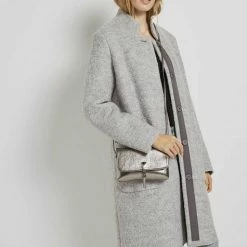 Top 10 ⌛ TOM TAILOR Umhängetasche »Luna Metallic Umhängetasche« Old silber #ft5_slash#silver, Patent black 🧨 -Tom Tailor Verkaufsgeschäft e11d0fc4 848d 5638 ae04 20ec5bf93576