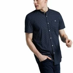 Bestpreis 🔥 TOM TAILOR Denim Kurzarmhemd mit verschließbarer Brusttasche 🧨 -Tom Tailor Verkaufsgeschäft ec35b4be 4d0b 5ed5 8270 0006eeab446e