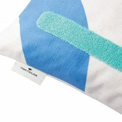 Coupon ✔️ Kissenhülle »Silhouettes«, TOM TAILOR (1 Stück), mit aufgesticktem Bouclé-Effekt Grün-dunkelgrün-waldgrün-forest, Marine-dunkelblau-bunt 🎁 -Tom Tailor Verkaufsgeschäft ee4f8c5f 4e0f 530a b846 4a70d62af7f4