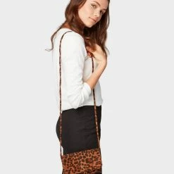 Rabatt ✔️ TOM TAILOR Umhängetasche »LUNA«, im kleinen Format Gelb #ft5_slash# yellow, Old silber #ft5_slash#silver, Original, White 🧨 -Tom Tailor Verkaufsgeschäft ef27b3b5 901e 522d bf5d 2de0c74dcb6a