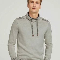 Großhandel 🛒 TOM TAILOR Strickpullover »Pullover mit Snood Stehkragen« Decadent Bordeaux, Sky Captain Blue, Soft buttercream, Black Grey Melange ⭐ 62 Großhandel 🛒 TOM TAILOR Strickpullover »Pullover mit Snood Stehkragen« Decadent Bordeaux, Sky Captain Blue, Soft buttercream, Black Grey Melange ⭐ -Tom Tailor Verkaufsgeschäft efe13361 77ed 5b1f b207 fb358495cefe