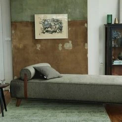 Bestpreis 😀 TOM TAILOR Daybett »NORDIC DAYBED PURE«, inklusive Kissenrolle & Lederband, wahlweise mit Bettkasten, Füße in Nussbaum Curry GCP 105, Zinc GCP 11, Denim GCP 106, Concrete GCP 129 🔥 -Tom Tailor Verkaufsgeschäft f2fe360f f992 5d22 b610 940d60c18e45