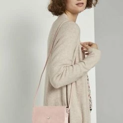 Rabatt ✔️ TOM TAILOR Umhängetasche »LUNA«, im kleinen Format Gelb #ft5_slash# yellow, Old silber #ft5_slash#silver, Original, White 🧨 -Tom Tailor Verkaufsgeschäft f398077f d1ae 5d06 aa9e 4b5ba9970db0