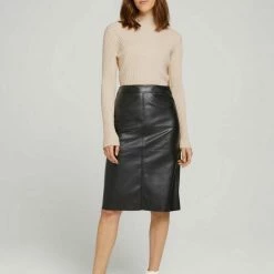 Angebote 😍 TOM TAILOR Sommerrock »Midirock aus Kunstleder« 🌟 17 Angebote 😍 TOM TAILOR Sommerrock »Midirock aus Kunstleder« 🌟 -Tom Tailor Verkaufsgeschäft f3ec00eb dea3 569c b765 774d9f3852e1