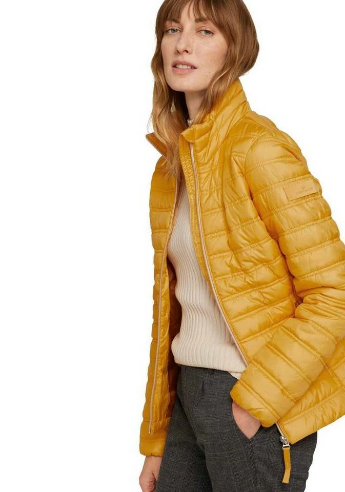 Großhandel 🧨 TOM TAILOR Steppjacke mit Stehkragen Golden pumpkin, Sky Captain Blue, Wooden moss green, Dark maroon red 😉 3 Großhandel 🧨 TOM TAILOR Steppjacke mit Stehkragen Golden pumpkin, Sky Captain Blue, Wooden moss green, Dark maroon red 😉 - Image 3