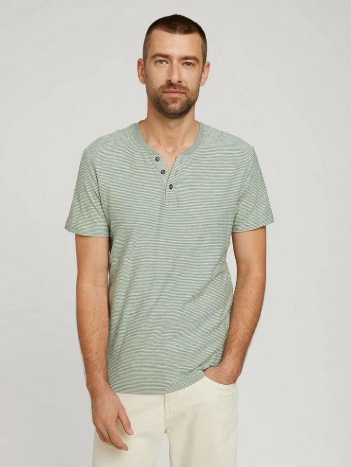 Brandneu ⭐ TOM TAILOR T-Shirt »T-Shirt mit Henley Ausschnitt« Smoke green cream fine stripe, Navy soft peach fine stripe, Stripe white 🧨 23 Brandneu ⭐ TOM TAILOR T-Shirt »T-Shirt mit Henley Ausschnitt« Smoke green cream fine stripe, Navy soft peach fine stripe, Stripe white 🧨 - Image 23