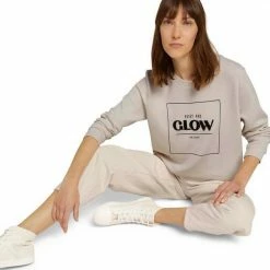 Bestes Angebot 😉 TOM TAILOR Sweatshirt mit Applikation aus schwarzen Glitzersteinchen Earth brown, Cold beige, Deep black ⌛ 33 Bestes Angebot 😉 TOM TAILOR Sweatshirt mit Applikation aus schwarzen Glitzersteinchen Earth brown, Cold beige, Deep black ⌛ -Tom Tailor Verkaufsgeschäft fd10f93b 4735 5f98 8be2 5271aba28d8a