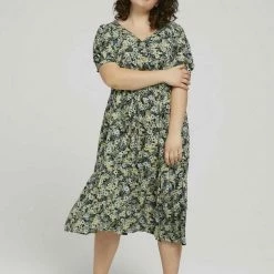 Aktion 🛒 TOM TAILOR MY TRUE ME Sommerkleid »Plus - Blumen Midikleid mit LENZING(TM) ECOVERO(TM)« 💯 -Tom Tailor Verkaufsgeschäft fe994747 8f20 5860 ae28 bbf437890c4b