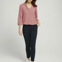 Budget 🥰 TOM TAILOR Langarmbluse »V-Ausschnitt Bluse mit LENZING(TM) ECOVERO(TM)« Blue apricot paisley design, Pink blue multicolor ditsy, Blue offwhite minimal, Dusty pastel pink 🔔 -Tom Tailor Verkaufsgeschäft ffaff352 7b61 553a 8c9f 2ba29852f939